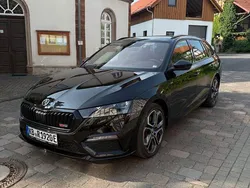 Schwarz Gebraucht 2021 Skoda Octavia RS Kombi | 25.000 € (Guter Preis)
