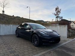 Schwarz Gebraucht 2023 Tesla Model 3 Performance Limousine | 29.900 € (Fairer Preis)