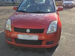 Rot Gebraucht 2007 Suzuki Swift Kleinwagen | 2.750 € (Fairer Preis)