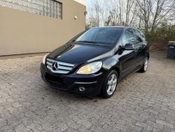Schwarz Gebraucht 2008 Mercedes B170 Van / Kleinbus | 4.300 € (Guter Preis)