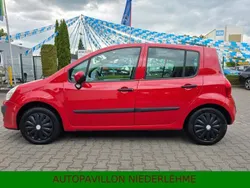 Rot Gebraucht 2009 Renault Modus Van / Kleinbus | 3.350 € (Teuer)