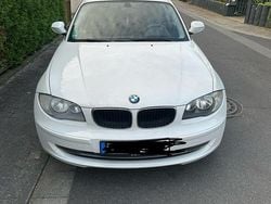 Weiß Gebraucht 2009 BMW 116 Kleinwagen | 1.500 €