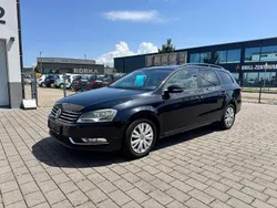 Deep black perleffekt Gebraucht 2011 VW Passat Trendline Kombi | 3.350 € (Guter Preis)