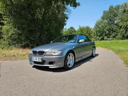 Grau Gebraucht 2005 BMW 325 Cabriolet M Sport Cabrio | 15.900 €