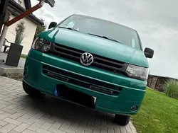 Grün Gebraucht 2010 VW T5 Van | 22.300 €