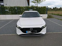 Weiß Gebraucht 2020 Mazda 3 Selection Limousine | 18.990 € (Fairer Preis)