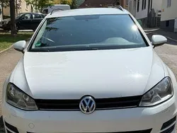 Weiß Gebraucht 2015 VW Golf VII Comfortline Kombi | 7.500 € (Etwas zu teuer)