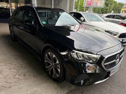 Schwarz Gebraucht 2023 Mercedes E200 Avantgarde Limousine | 43.950 € (Guter Preis)