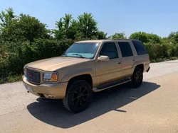 Gold Gebraucht 1999 GMC Yukon SUV | 12.000 €