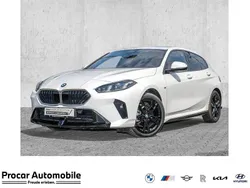 Weiß Gebraucht 2024 BMW 120 M Sport Kleinwagen | 35.900 € (Guter Preis)