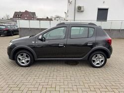 Schwarz Gebraucht 2020 Dacia Sandero Prestige Limousine | 11.000 € (Guter Preis)