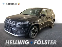 Black clear coat Gebraucht 2024 Jeep Compass Altitude SUV | 32.890 € (Fairer Preis)