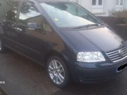 Blau Gebraucht 2009 VW Sharan Comfortline Van / Kleinbus | 5.950 € (Teuer)