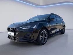 Obsidianschwarz metallic (metallic) Gebraucht 2022 Ford Focus ST-Line Kombi | 23.200 € (Etwas zu teuer)