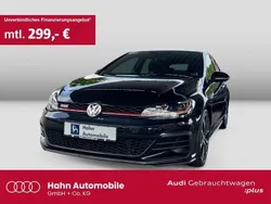 Deep black perleffekt Gebraucht 2019 VW Golf VII GTI Limousine | 24.630 € (Fairer Preis)