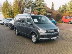 Indiumgrau metallic Gebraucht 2018 VW Caravelle Comfortline Van / Kleinbus | 29.500 € (Guter Preis)