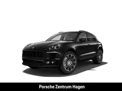 Tiefschwarzmetallic Gebraucht 2018 Porsche Macan SUV | 46.900 € (Fairer Preis)