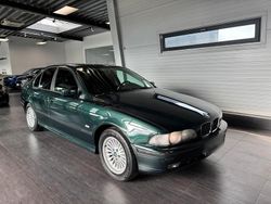 Grün Gebraucht 2000 BMW 528 Limousine | 8.000 € (Teuer)