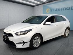 Weiß Gebraucht 2024 Kia Ceed Kleinwagen | 23.399 € (Fairer Preis)