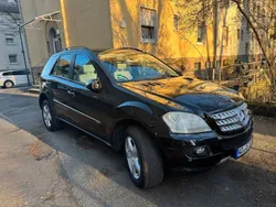 Schwarz Gebraucht 2007 Mercedes ML420 SUV | 7.700 € (Etwas zu teuer)