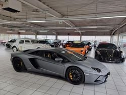 Grau Gebraucht 2018 Lamborghini Aventador Coupé | 349.500 € (Fairer Preis)