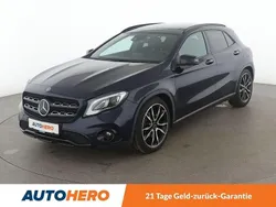 Blau Gebraucht 2017 Mercedes GLA220 Urban SUV | 22.270 € (Fairer Preis)