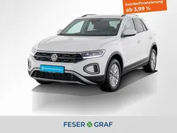 Pure white Gebraucht 2024 VW T-Roc Life SUV | 21.440 € (Guter Preis)