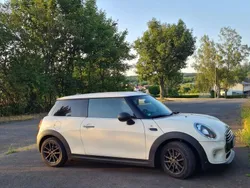Beige Gebraucht 2016 Mini One D Kleinwagen | 8.799 € (Fairer Preis)