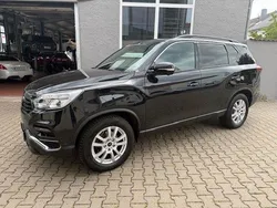 Schwarz Gebraucht 2019 Ssangyong Rexton Sapphire SUV | 21.150 € (Fairer Preis)
