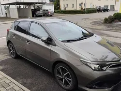 Gebraucht 2018 Toyota Auris Edition-S Kombi | 10.100 € (Superpreis)