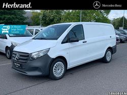 Weiss Gebraucht 2024 Mercedes Vito Van / Kleinbus | 36.831 € (Teuer)