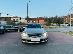 Gold Gebraucht 2009 Mercedes C180 Limousine | 7.000 € (Fairer Preis)