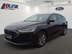 Obsidianschwarz metallic Gebraucht 2022 Ford Focus Titanium Kombi | 17.990 € (Fairer Preis)