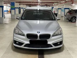 Silber Gebraucht 2016 BMW 218 Gran Tourer Sport Line Van / Kleinbus | 8.180 € (Fairer Preis)