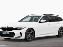 Weiß Gebraucht 2022 BMW 318 M Sport Kombi | 31.590 € (Fairer Preis)