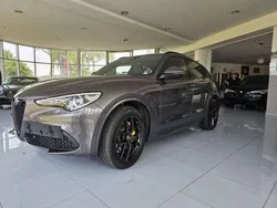 Gebraucht 2022 Alfa Romeo Stelvio Veloce SUV | 38.250 € (Fairer Preis)