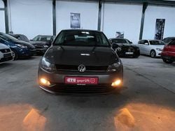 Grau Gebraucht 2015 VW Polo Trendline Limousine | 6.990 € (Guter Preis)