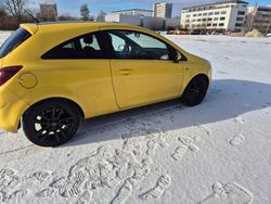 Gelb Gebraucht 2010 Opel Corsa Color Edition Kleinwagen | 2.600 € (Fairer Preis)