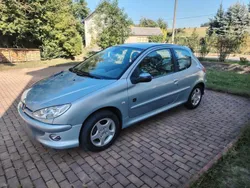Silber Gebraucht 2008 Peugeot 206 Limousine | 4.000 € (Teuer)