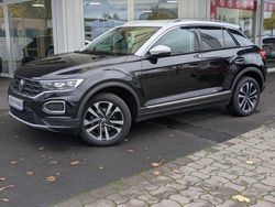 Schwarz, deep black Gebraucht 2020 VW T-Roc SUV | 20.750 € (Fairer Preis)