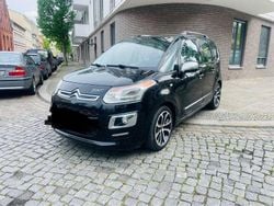 Schwarz Gebraucht 2013 Citroën C3 Picasso Exclusive Van / Kleinbus | 4.250 € (Fairer Preis)