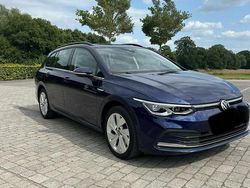 Blau Gebraucht 2022 VW Golf VIII Style Kombi | 25.950 € (Guter Preis)
