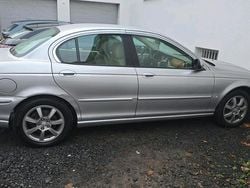Silber Gebraucht 2004 Jaguar X-type Limousine | 1.700 € (Fairer Preis)