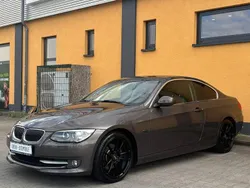 Braun Gebraucht 2011 BMW 330 Performance Coupé | 13.980 € (Superpreis)