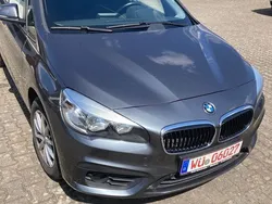 Schwarz Gebraucht 2015 BMW 218 Active Tourer Van / Kleinbus | 8.300 € (Guter Preis)