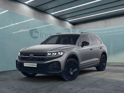 Grau Gebraucht 2024 VW Touareg R-line SUV | 89.060 €