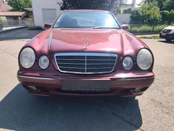 Rot Gebraucht 2000 Mercedes E240 Limousine | 1.600 € (Superpreis)