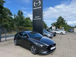 Grau Gebraucht 2021 Mazda 3 Selection SUV | 21.980 € (Guter Preis)