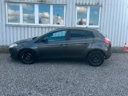 Grau Gebraucht 2007 Fiat Bravo Kleinwagen | 2.390 € (Teuer)