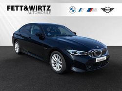 Saphirschwarz metallic Gebraucht 2023 BMW 320e M Sport Limousine | 36.900 € (Fairer Preis)